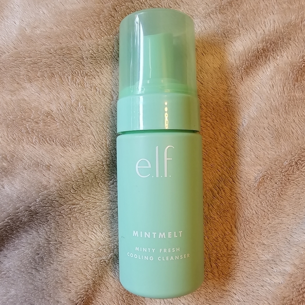 E.L.F. Mint melt cleanser NEW